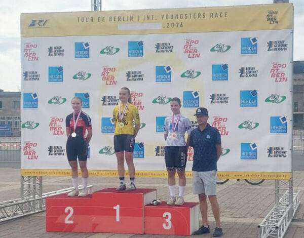 Tour de Berlin gelbes Trikot Lena Vogel