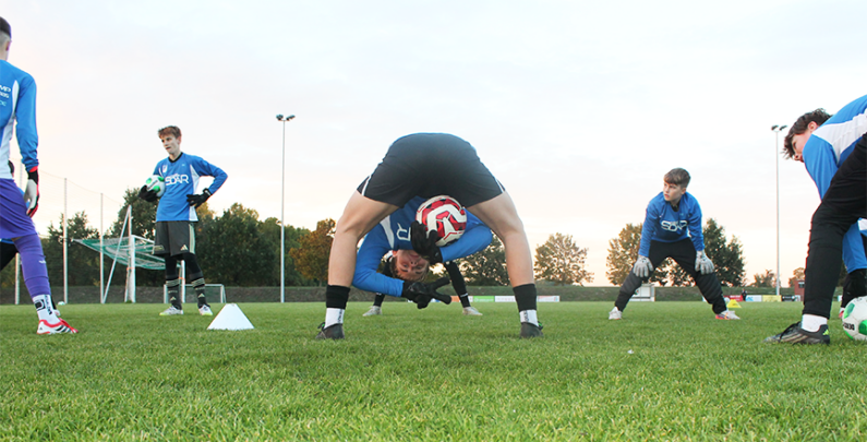 SdaR Torwartcamp Ballschule